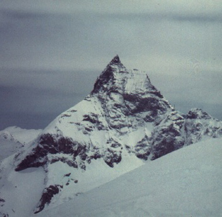 Cervino/Matterhorn versante NW visto dal Col de Valpelline