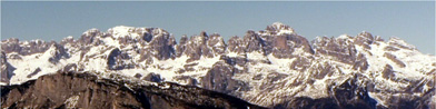 Gruppo delle Dolomiti di Brenta visto da SE